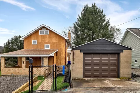 7 Short St, New Kensington, PA 15068
