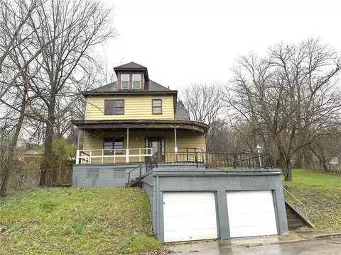 1670 Ballinger St, Pittsburgh, PA 15210
