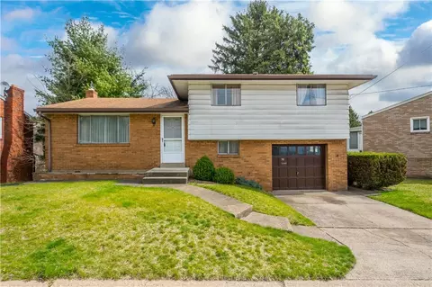 98 Lilmont Dr, Pittsburgh, PA 15218