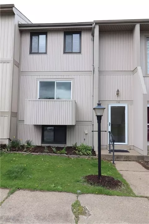 138 Bellwood Ct, Cranberry Township, PA 16066