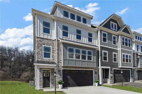 120 Rainier Ln, Wexford, PA 15090
