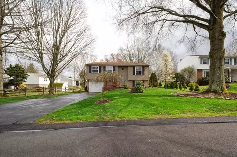 192 Partridge Run Rd, Gibsonia, PA 15044