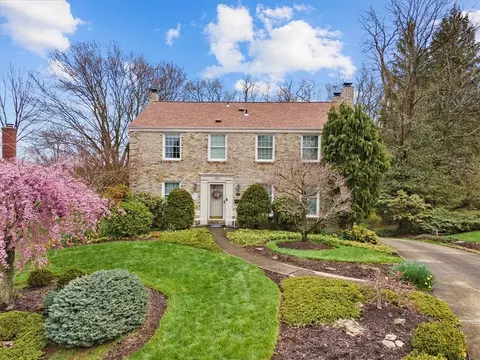 1003 Cork Dr, Bethel Park, PA 15102