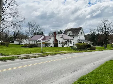 311 New Castle St S, New Wilmington, PA 16142
