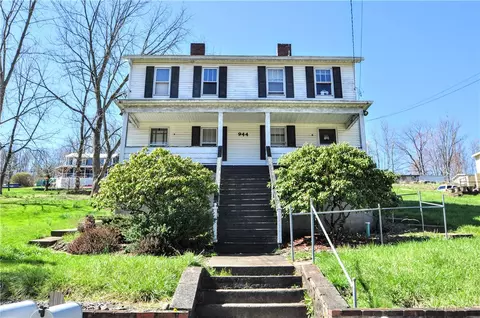 944 Armbrust Hecla Rd, Mount Pleasant, PA 15666