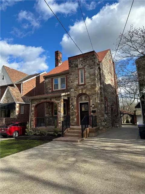 5334 Pocusset, Pittsburgh, PA 15217