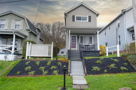 3519 W 3rd Ave, Beaver Falls, PA 15010