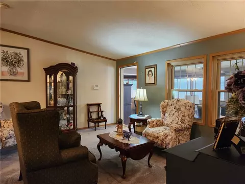 3036 River Rd, Vandergrift, PA 15690 photo 13