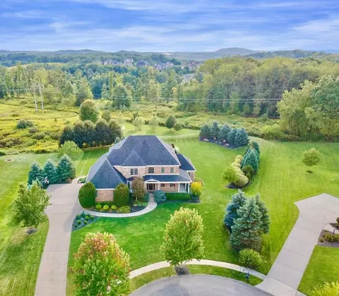 304 Dawson Ave, Cranberry Township, PA 16066