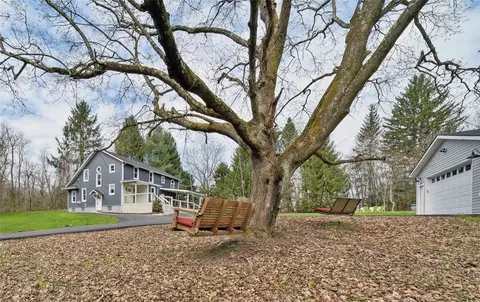 3665 National Pike, Farmington, PA 15437