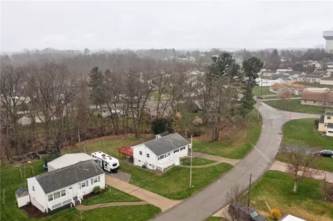 View/Area - 162 Maple Dr, Beaver, PA 15009 photo 2 of 3