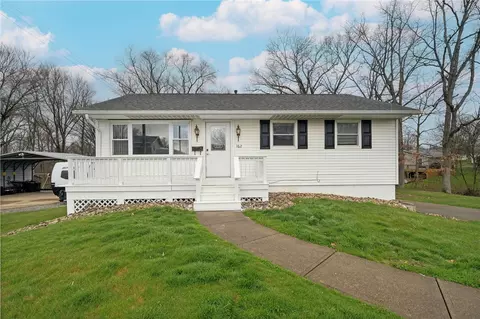 162 Maple Dr, Beaver, PA 15009