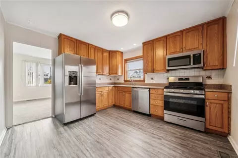 Kitchen - 162 Maple Dr, Beaver, PA 15009 photo 2 of 3