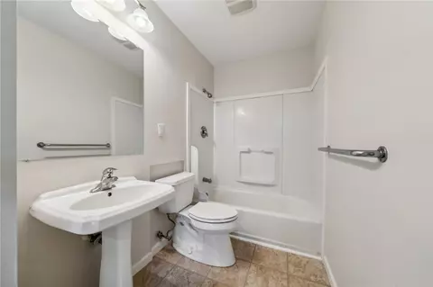 Bath - 162 Maple Dr, Beaver, PA 15009 photo 1 of 1