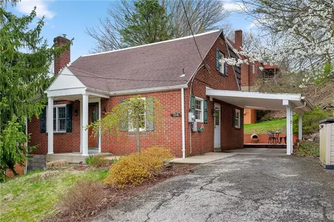 1216 Thompson Ave, Castle Shannon, PA 15234