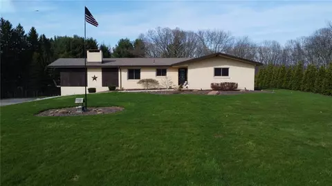 103 Longvue Dr, Harmony, PA 16037