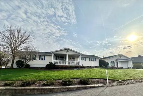 203 Madison Ave, Pleasant Unity, PA 15676