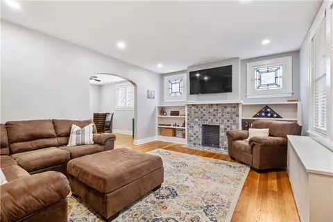 490 Mapleton Ave, Pittsburgh, PA 15228 photo 7