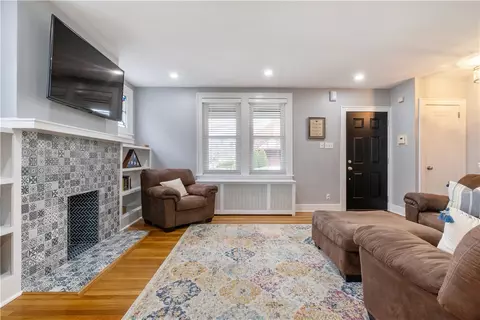 490 Mapleton Ave, Pittsburgh, PA 15228 photo 6