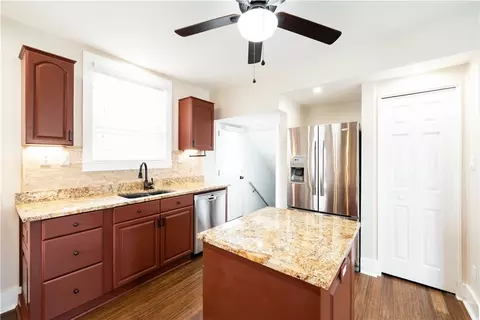 Kitchen - 815 Maple St, Coraopolis, PA 15108 photo 3 of 4