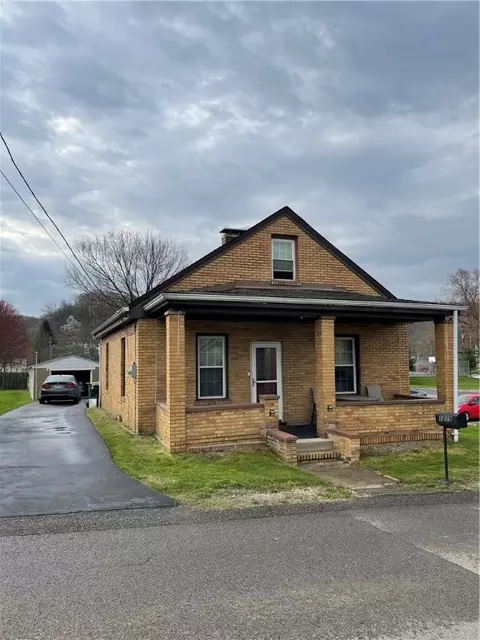 1219 Lewis Ave, Coraopolis, PA 15108