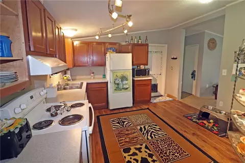 228 Murray Ln, Export, PA 15632 photo 6