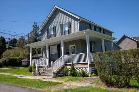 683 Ash St, California, PA 15419
