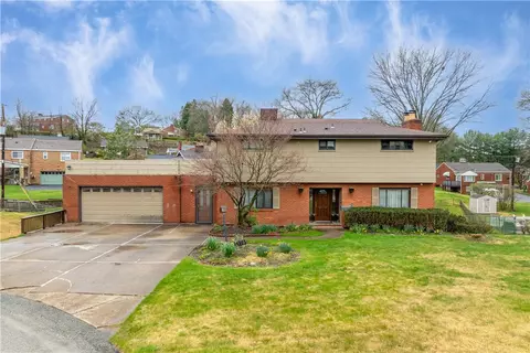 5270 Sherwood Dr Sherwood Dr, Pittsburgh, PA 15236