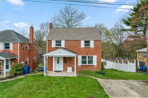 632 Macfarlane Dr, Pittsburgh, PA 15235