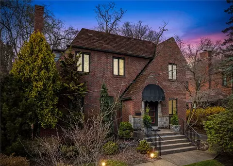 2284 Beechwood Blvd, Pittsburgh, PA 15217