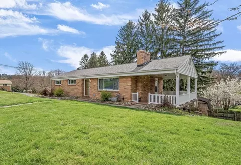 121 Marion Dr, Mcmurray, PA 15317