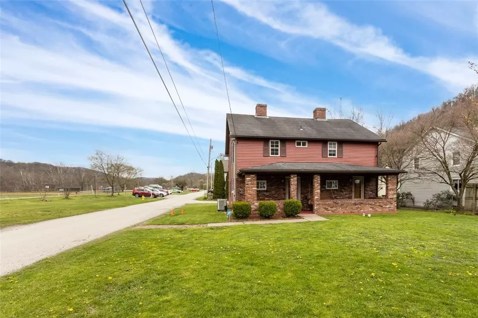 100 Third St, Perryopolis, PA 15473 31 Photos Movoto