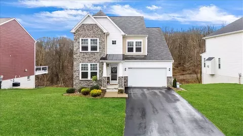 1067 Tee Line Dr, Aliquippa, PA 15001