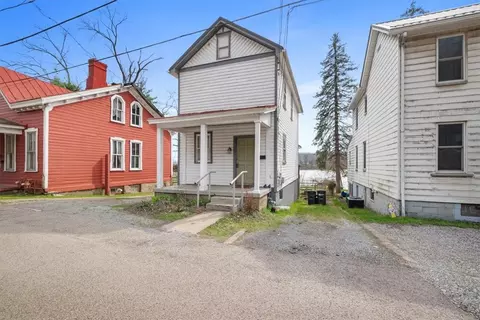44 South Ave, Sewickley, PA 15143