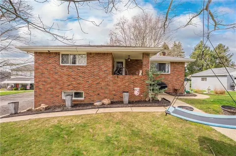 1401 Collins Ave, Clairton, PA 15025