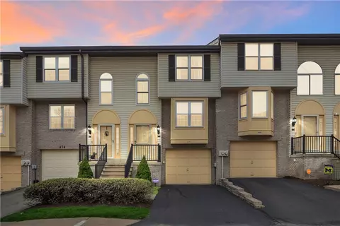 472 Shadywood, Pittsburgh, PA 15235