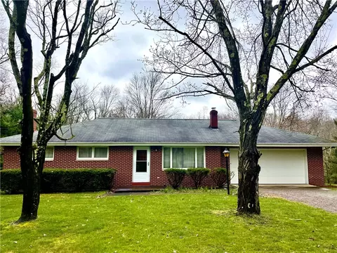 362 Carbon Center Rd, Butler, PA 16002