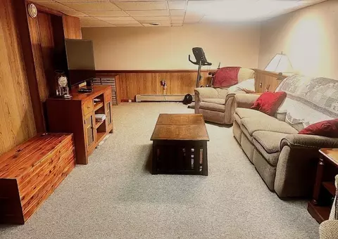 13290 St Clair Dr, Irwin, PA 15642 photo 17