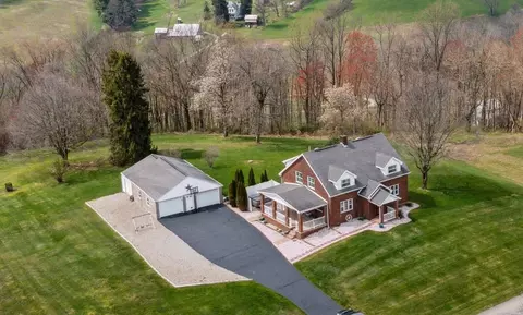 587 Mckee Rd, Washington, PA 15301