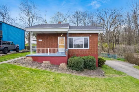 3605 Rosebriar Ave, Glenshaw, PA 15116