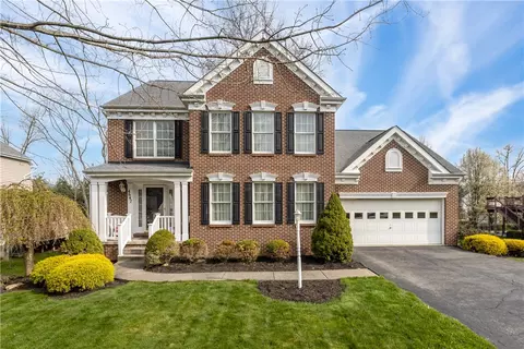4647 Vitullo Dr, Allison Park, PA 15101