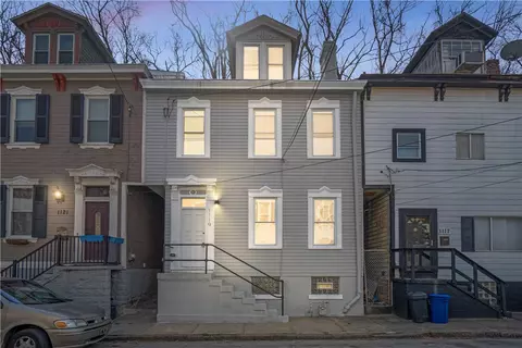 1119 Voskamp St, Pittsburgh, PA 15212
