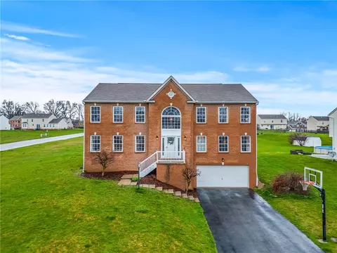 112 Mohawk Dr, Sarver, PA 16055