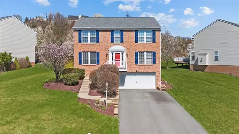 5414 Forest Edge Dr, South Fayette, PA 15057