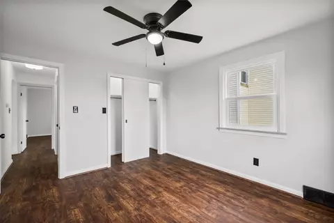 Bedroom - 822 Summit Ave, Monaca, PA 15061 photo 3 of 3