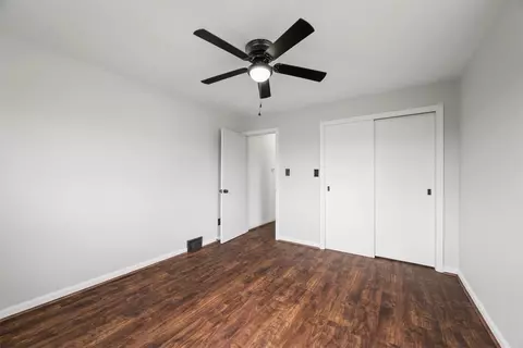 Bedroom - 822 Summit Ave, Monaca, PA 15061 photo 2 of 3