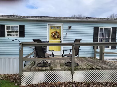 15 Lou Lin Mar Ln, West Sunbury, PA 16061