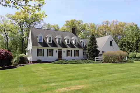 7042 Forrest Trl, Butler, PA 16002