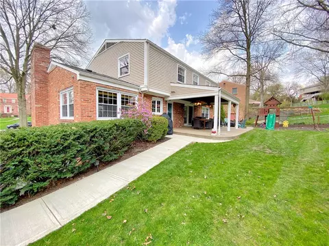 Exterior - 108 Lamar Rd, Pittsburgh, PA 15241 photo 3 of 7