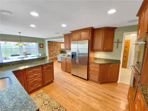 Kitchen - 108 Lamar Rd, Pittsburgh, PA 15241 photo 4 of 4